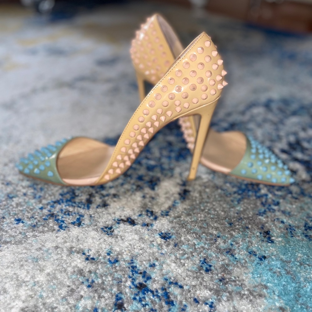 Two-Toned Spiked High Heels
